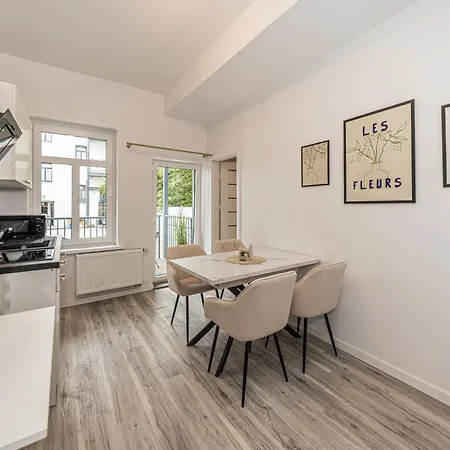 Apartament B1 Ruhiges 2-zimmer-studio Mit Balkon *