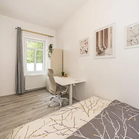Apartament B1 Ruhiges 2-zimmer-studio Mit Balkon